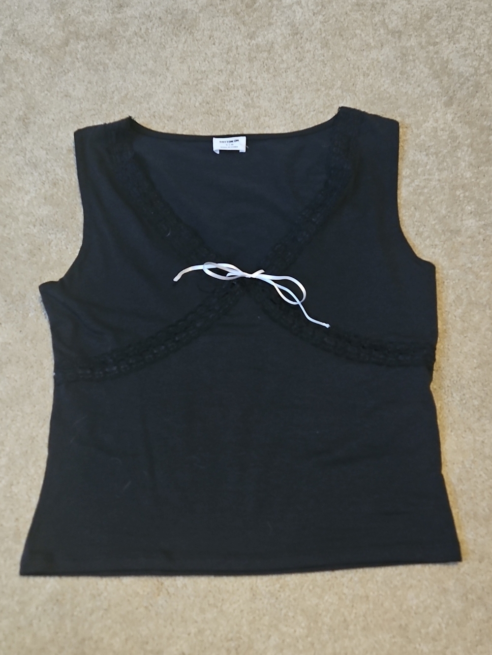 Black Sleeveless Lace-Trim Tank Top